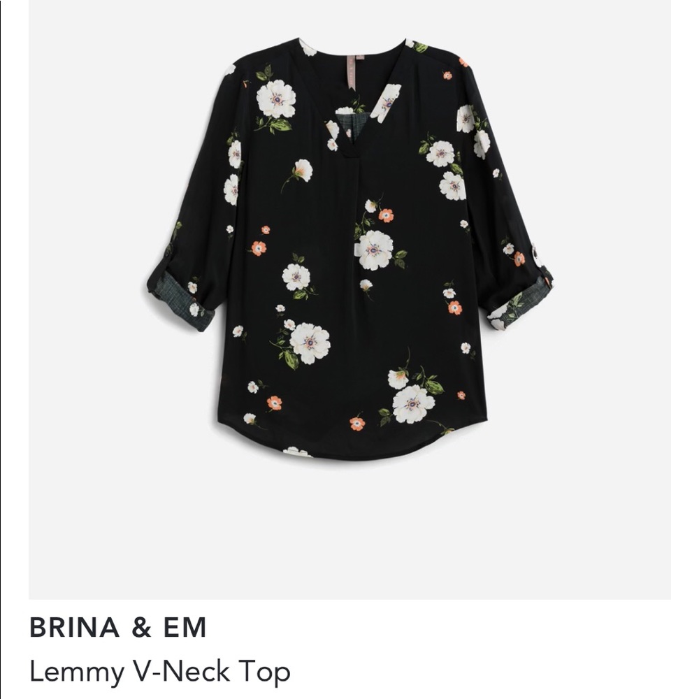 Brina & Em Lenny V-Neck Top Black - Size M